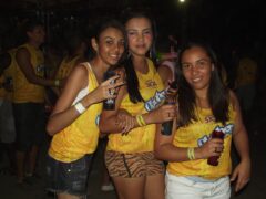 Oktober 10 Anos